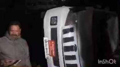 अल्मोड़ा: सोबन सिंह जीना परिसर अल्मोड़ा के समीप वाहन दुर्घटनाग्रस्त, चालक हुआ घायल