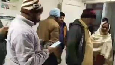 ਜਲਾਲਾਬਾਦ: ਜਲਾਲਾਬਾਦ ਵਿਖੇ ਰਿਲਾਇਸ ਪੈਟਰੋਲ ਪੰਪ ਦੇ ਨੇੜੇ ਕਾਰ ਅਤੇ ਮੋਟਰਸਾਈਕਲ ਵਿਚਾਲੇ ਟੱਕਰ ਮੋਟਰਸਾਈਕਲ ਚਾਲਕ ਦੀ ਮੌਤ