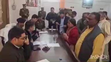 चौरीचौरा: सम्पूर्ण समाधान दिवस में चौरीचौरा पहुंचे कमिश्नर और डीआईजी ने फरियाद सुनी