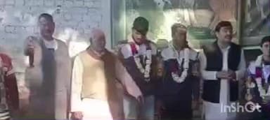 भिंड नगर: मठिया अखाड़े पर पहुंचकर बीएसपी नेता राक्षपाल सिंह राजावत ने किया पदक विजेता पहलवानों का फूल माला पहनाकर सम्मान