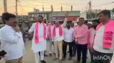 తాండూరు: రేపు తాండూర్ కు కేటీఆర్, రోడ్ షో కోసం ఏర్పాట్లు పరిశీలించిన మాజీ ఎమ్మెల్యే రోహిత్ రెడ్డి