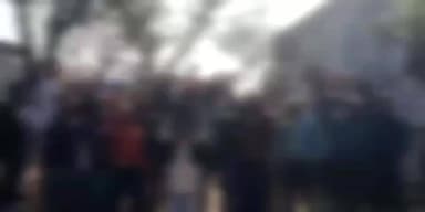 बागपत: बालैनी थाना पर दुष्कर्म के आरोपित युवकों की गिरफ्तारी को लेकर लोगों ने किया हंगामा