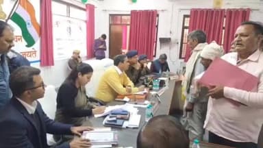 महावन: तहसील महावन में लगे संपूर्ण समाधान दिवस का डीएम और एसएसपी ने किया निरीक्षण, 50 शिकायतें हुईं दर्ज