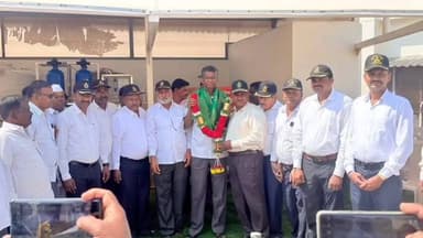 ಗೋಕಾಕ: ನಾಗರಮುನ್ನೋಳಿ ಗ್ರಾಮಕ್ಕೆ ಅಭಿವೃದ್ಧಿಗಾಗಿ ಜಮೀನು ಮಂಜೂರು: ನಗರದಲ್ಲಿ ಸತೀಶ್ ಜಾರಕಿಹೊಳಿ ಗೆ ಸನ್ಮಾನ