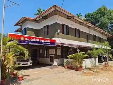 ചെങ്ങന്നൂർ: മാവേലിക്കരയിൽ ഔദ്യോഗിക വാഹനം അപകടകരമായി ഓടിച്ച പോലീസ് ഡ്രൈവർക്ക് സസ്പെൻഷൻ