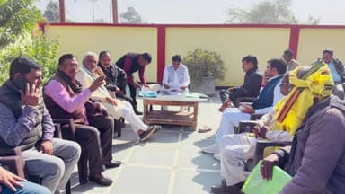 ओबरा: ओबरा विधायक और उत्तरप्रदेश समाज कल्याण राज्यमंत्री संजीव सिंह गोड़ ने कार्यालय पर जनता दरबार लगाया, सुनी समस्याएं