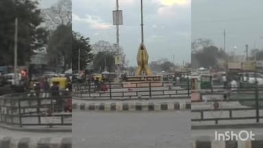 ખેરાલુ: ખેરાલુના ડાવોલગામે રૂપિયા 1.97 લાખની મતદાનની ચોરી બંધ મકાનું તારું તોડી તસ્કરોએ ચાંદીના દાગીના લઈ ફરાર