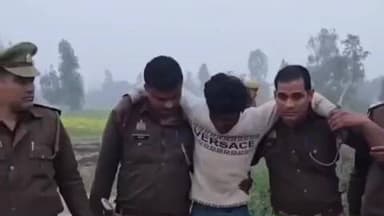 बहेड़ी: इटौआ के जंगल में पुलिस मुठभेड़ के दौरान तीन बदमाश गिरफ्तार, एक बदमाश के पैर में लगी गोली, लूट का माल बरामद