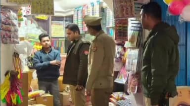 सकलडीहा: चंदौली पुलिस ने जिले के विभिन्न क्षेत्रों में चाइनीज मांझा के खिलाफ चलाया अभियान