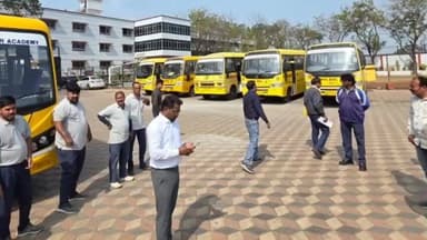 रतलाम नगर: स्कूली बसों की जांच में हुई कार्यवाही, ₹37 हजार का समझौता शुल्क वसूला गया