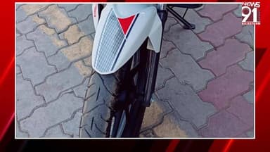 बैखौफ बदमाश घर के बाहर खडी बाईक चोरी कर हुआ फरार, सीसीटीवी कैमरे में कैद हुई वारदात
#newsfeed #News #rajasthan #Rajasth...