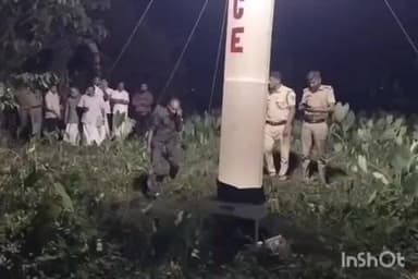 കോന്നി: കോന്നി പൂവൻപാറയിൽ ഭിന്നശേഷിക്കാരിയായ പതിനേഴുകാരിയെ വയലിൽ മരിച്ച നിലയിൽ കണ്ടെത്തി