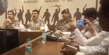 गडचिरोली: भामरागड परिसरात झालेल्या पोलीस/नक्षल चकमक प्रकरण संदर्भात पोलीस अक्षिक्षक निलोप्पल यांची पत्रकार परिषदेत माहिती