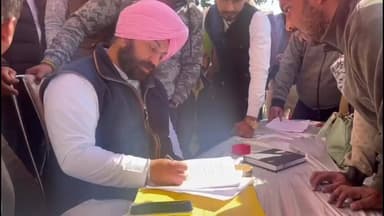 ਨੰਗਲ: ਸਾਡਾ ਐਮਐਲਏ ਸਾਡੇ ਵਿੱਚ ਪ੍ਰੋਗਰਾਮ ਤਹਿਤ ਨੰਗਲ ਦੇ ਗੁਰਦੁਆਰਾ ਘਾਟ ਸਾਹਿਬ ਨਜ਼ਦੀਕ ਮੰਤਰੀ ਬੈਂਸ ਨੇ ਸੁਣੀਆਂ ਲੋਕਾਂ ਦੀਆਂ ਮੁਸ਼ਕਿਲਾਂ