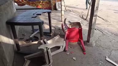 વાલિયા: વાલિયાની વાડી ચોકડી પાસે અસામાજિક તત્વોએ ચા-નાસ્તાની દુકાનમાં તોડફોડ કરતા મહિલાને આર્થિક નુક્શાન વેઠવાનો વારો આવ્યો હતો.