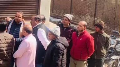 निचलौल: बौरहवा बाबा मंदिर के समीप भीषण सड़क हादसे में शादी का कार्ड बांटने निकले पिता-पुत्र की हुई मौत