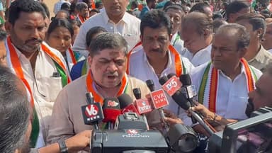 కరీంనగర్: గత 10 సంవత్సరాలుగా కరీంనగర్ కు కేంద్రం నుండి ఎన్ని నిధులు తెచ్చారో స్వేత పత్రం విడుదల చేయండి : మంత్రి పొన్నం ప్రభాకర్