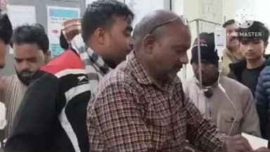 रानीगंज: रानीगंज वन विभाग कार्यालय के पास स्विफ्ट डिजायट कार ने बाइक सवार को मारी टक्कर, उसकी हालत गंभीर