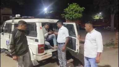 કરજણ: ઘરફોડ ચોરીના ગુનામાં 25 વર્ષથી વોન્ટેડ આરોપીને એમપી ખાતેથી પેરોલ ફર્લો સ્કોર્ડે ઝડપી પાડ્યો