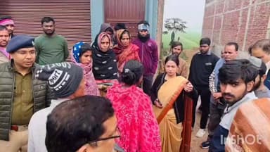 फरेंदा: बैकुंठपुर निवासी आदित्य की मौत पर पूर्व विधायक प्रत्याशी इशू चौरसिया ने जताया शोक, परिजनों से की मुलाकात