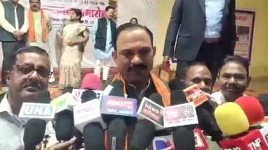 मनेंद्रगढ़ में स्वास्थ्य मंत्री श्याम बिहारी जायसवाल ने सड़क सुरक्षा को लेकर दिया बयान