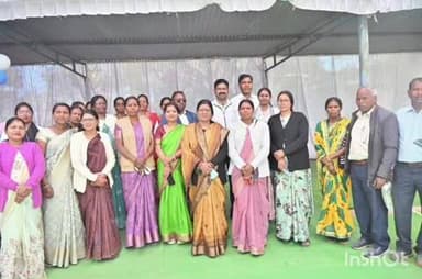 सामरी कुसमी: 234 छात्राओं को साइकिल का वितरण किया गया