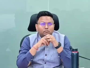 పుంగనూరు: బర్ద్ ఫ్లూ పై ప్రజలు ఆందోళన చెందాల్సిన అవసరం లేదు. రైతులకు నష్టపరిహారం చెల్లిస్తాం.
జిల్లా కలెక్టర్ నిశాంత్ కుమార్.