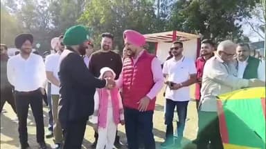 ਨੰਗਲ: ਨੰਗਲ ਚੋਂ ਕਰਵਾਇਆ ਗਿਆ ਕਾਈਟ ਫੈਸਟੀਵਲ ਜ਼ਿਲ੍ਹਾ ਰੂਪਨਗਰ ਦੇ ਸਾਬਕਾ ਪੁਲਿਸ ਮੁਖੀ ਡੀਆਈਜੀ ਗੁਲਨੀਤ ਸਿੰਘ ਖੁਰਾਨਾ ਪਹੁੰਚੇ