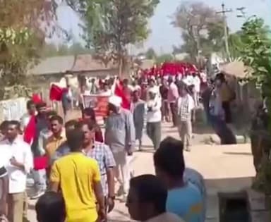 కామారెడ్డి: సీనియర్ నక్సలైట్ నాయకుడు, లోకేష్ చందర్ అంతక్రియలు ఇస్రోజివాడిలో ముగిసాయి, నివాళులు అర్పించిన మావోయిస్టులు