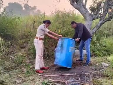 గంగాధర నెల్లూరు: కోటిరి వేడు గ్రామంలో 250 లీటర్ల నాటు సారా ఊట ధ్వంసం.