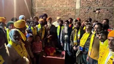 ਤਰਨਤਾਰਨ: ਖੇਮਕਰਨ ਤੋਂ ਵਿਧਾਇਕ ਸਰਵਨ ਸਿੰਘ ਧੁੰਨ ਦੀ ਅਗਵਾਈ ਹੇਠ ਪਿੰਡ ਅਲਗੋਂ ਖੁਰਦ ਤੋ ਕਈ ਪਰਿਵਾਰ ਆਮ ਆਦਮੀ ਪਾਰਟੀ ਚ ਸ਼ਾਮਿਲ