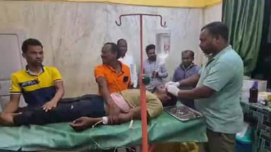 केशकाल: छिंदडीही गांव में बाइक से गिरकर खुटपदर गांव का युवक हुआ घायल, फरसगांव से जिला अस्पताल किया गया रेफर