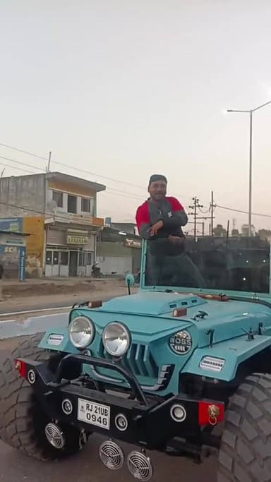 विशाल कावड़ यात्रा 120 किलो जल लेकर आते भक्त