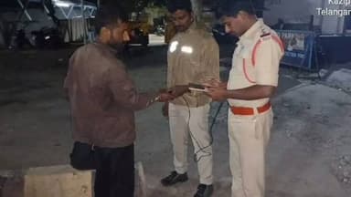 ఖాజీపేట: కాజీపేట రైల్వే స్టేషన్ లో పోలీసుల విస్తృత తనిఖీలు, నేరాల నేపథ్యంలో ఈ తనిఖీలు