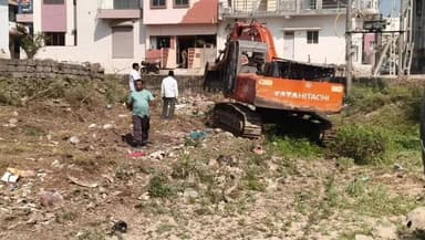 માળીયા હાટીના: માળિયા હાટીના મુકામે રૂ. ૧૯ લાખના ખર્ચે ફલકું વેકરાના સરકારી વિકાસ કાર્યનું ખાતમુહૂર્ત કરવામાં આવ્યું