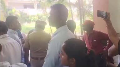 पालघर: जिल्हाधिकारी कार्यालय येथे जनता दरबारादरम्यान वाढवण बंदराला विरोध; जिल्हाधिकारी कार्यालय प्रवेशद्वाराजवळ घडला प्रकार