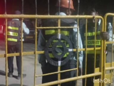 जिवती: माणिक गड सिमेंट कंपनीने सार्वजनिक रस्त्यावर टाकले कुलूप