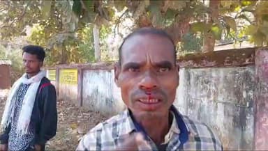 जशपुर: बगीचा में अवैध निर्माण को लेकर पेशी के दौरान दो पक्षों में हुई मारपीट, दोनों पक्ष थाने में शिकायत दर्ज कराने पहुंचे