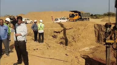 इंद्रगढ़: जल संसाधन मंत्री सुरेंद्र सिंह रावत ने गुहाटा में निर्माणाधीन चंबल एक्वाडक्ट कार्य स्थल का किया निरीक्षण