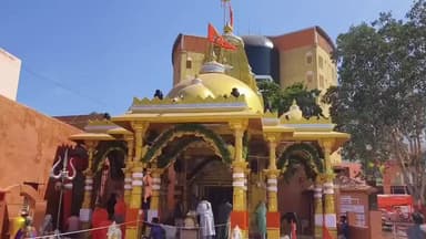 જૂનાગઢ: ભવનાથ મંદિરમાં ધ્વજારોહણ બાદ આવતીકાલે મેળાનો થશે પ્રારંભ, મેળા - પ્રાંત અધિકારીએ આપી માહિતી