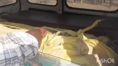 अंबाह: महुआ थाना क्षेत्र के रुधावली गांव के बीहड़ में मिला अज्ञात शव, इलाके में हड़कंप