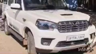 चकाई: जीपीएस ने पकड़ी लोकेशन, रेलिंग में फंसने के बाद चोर गाड़ी छोड़कर भागे, चकाई पुलिस ने किया बरामद