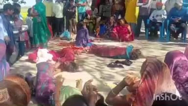 चैनपुर: चैनपुर विधानसभा क्षेत्र के उत्क्रमित मध्य विद्यालय कुढ़नु में प्रार्थना के दौरान पांच छात्राएं बेहोश, इलाज जारी