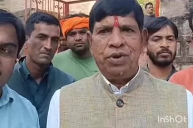 कुरवाई: गोपाल नगर में मूर्ति खंडित होने पर विधायक ने लिया जायजा, मूर्ति के लिए ₹51000 दिए