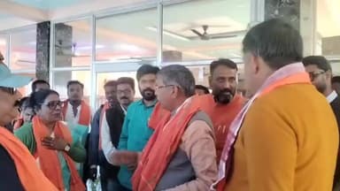 जामताड़ा: भाजपा प्रदेश अध्यक्ष आदित्य साहू मिहिजाम पहुंचे, चुनाव को लेकर कार्यकर्ताओं संग की बैठक