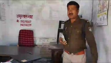 सिंगरौली: बैढ़न पचौर में आरटीओ के सामने सात दुकानों में चोरी, ताले टूटे, दो लाख से अधिक का सामान गायब