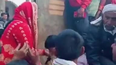 कायमगंज: मोहल्ला अकबरपुर दामोदर शास्त्री नगर वार्ड नंबर 4 निवासी रेलवे कर्मचारी की जहर पीने से हुई मौत, मां ने बहू पर लगाया आरोप