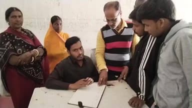 डोभी: सामुदायिक भवन डोभी में जनसमस्याओं को लेकर नगर पंचायत क्षेत्र डोभी वार्ड 2 में वार्ड सभा का आयोजन