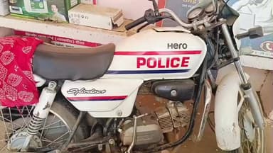 बसवा: बांदीकुई में कचोरी विक्रेता से साइबर ठगी, अज्ञात बदमाशों ने दुकान पर लगाया फर्जी बारकोड