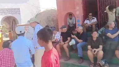 मेसकौर: राजकीय मेले का असर: सीतामढ़ी माता सीता मंदिर पहुँचे फ्रेंच नागरिक, संस्कृति से हुए अभिभूत